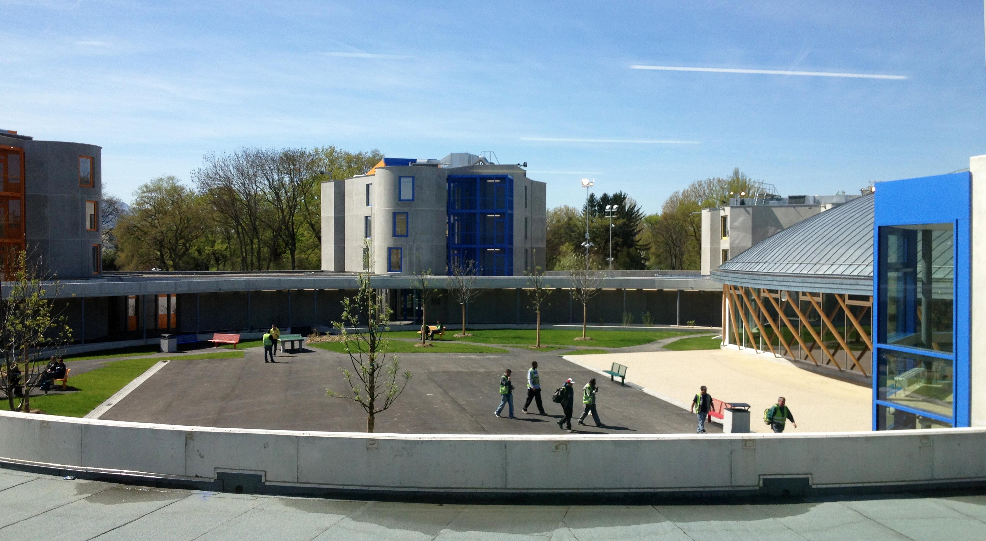 Centre pénitentiaire Curabilis, Champ-Dollon – Genève 